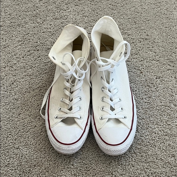 Converse White High-Top Sneakers with Red and Blue Accents - Picture 2 of 5